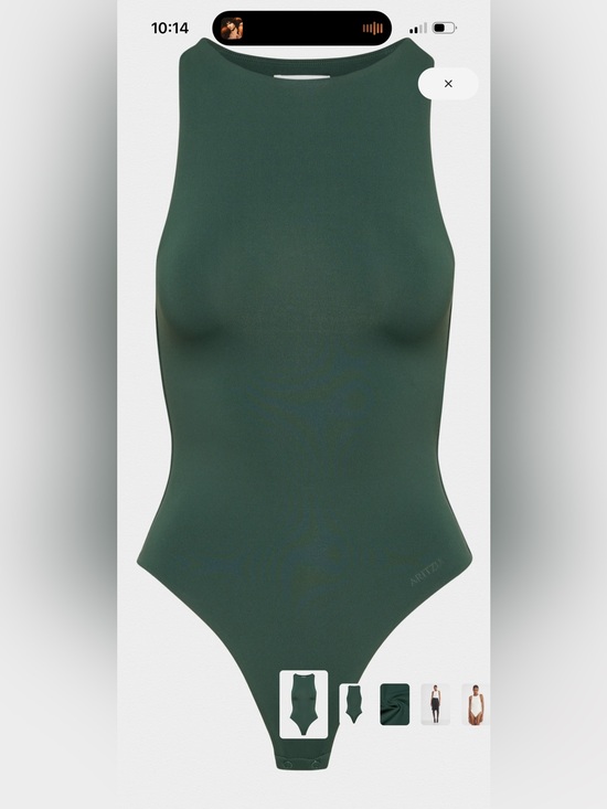 Aritzia Tops - ARITZIA CONTOUR 90s BODYSUIT IN SCARAB SIZE SMALL
